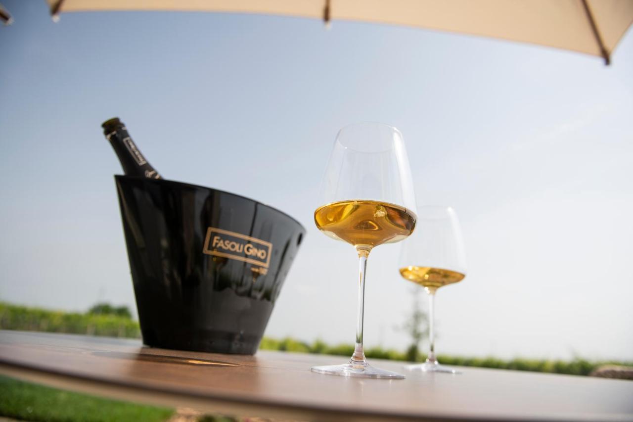 Magari Estates Boutique Hotel Colognola ai Colli Luaran gambar
