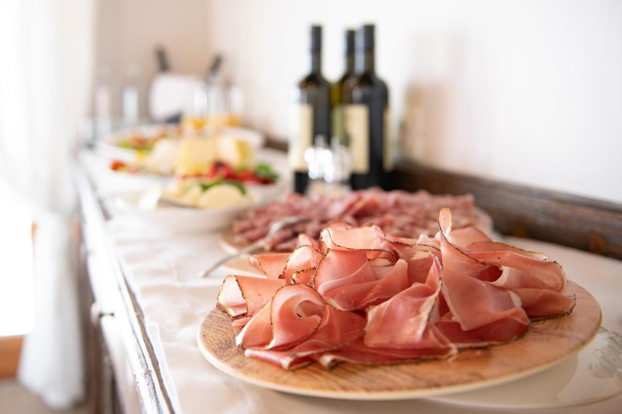 Magari Estates Boutique Hotel Colognola ai Colli Luaran gambar