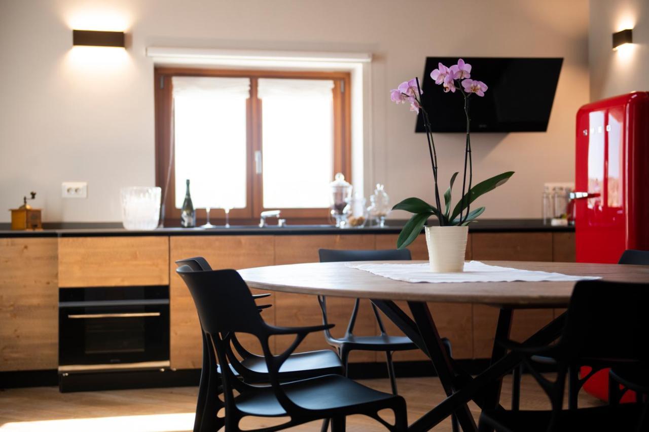 Magari Estates Boutique Hotel Colognola ai Colli Luaran gambar